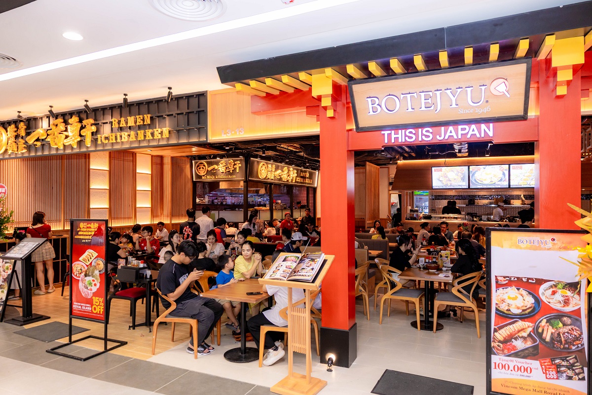 Vincom Mega Mall Royal Island tung loạt ưu đãi hấp dẫn khởi động mùa lễ hội - mua sắm cuối năm - Ảnh 4.