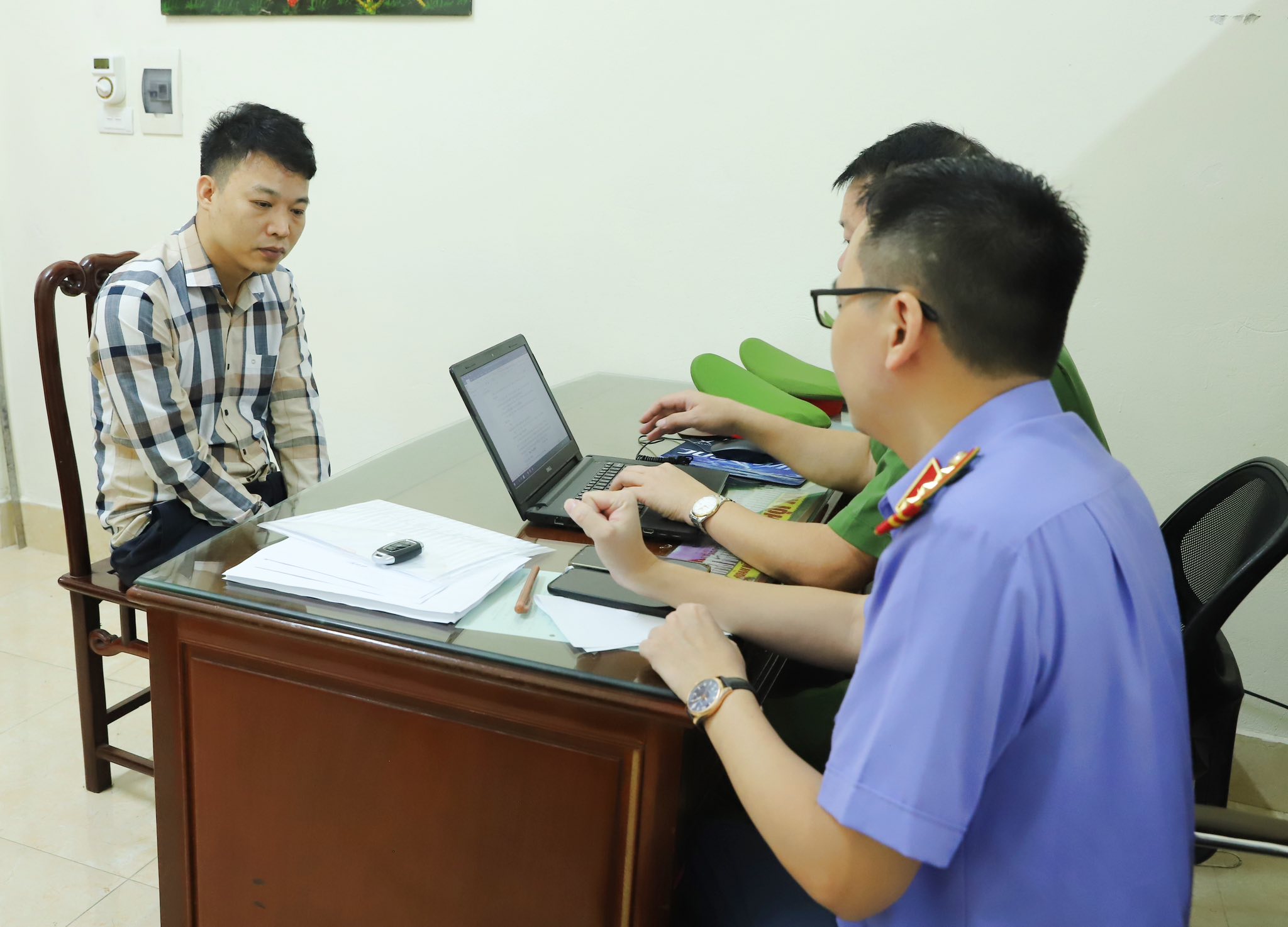 Màn kịch của Giám đốc và nữ Kế toán lừa 130 tỷ đồng của người dân Bắc Ninh- Ảnh 1. Màn kịch của Giám đốc và nữ Kế toán lừa 130 tỷ đồng của người dân Bắc Ninh- Ảnh 1.