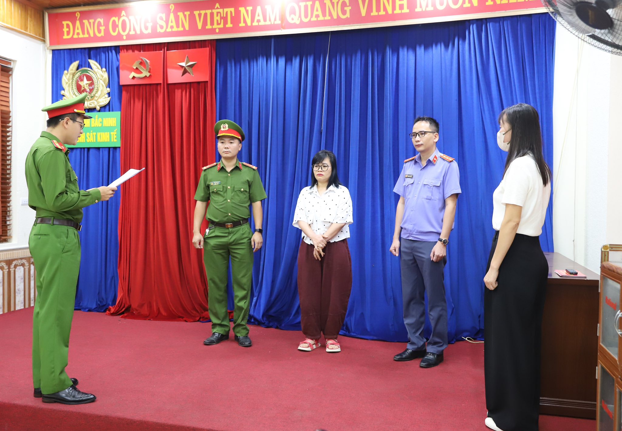 Màn kịch của Giám đốc và nữ Kế toán lừa 130 tỷ đồng của người dân Bắc Ninh- Ảnh 2. Màn kịch của Giám đốc và nữ Kế toán lừa 130 tỷ đồng của người dân Bắc Ninh- Ảnh 2.