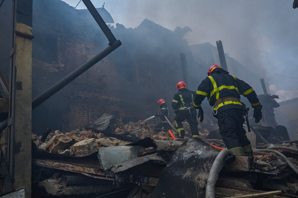 Ông Zelensky muốn thêm áp lực lên Moscow, Nga nói không trông chờ gì vào phương Tây- Ảnh 1.