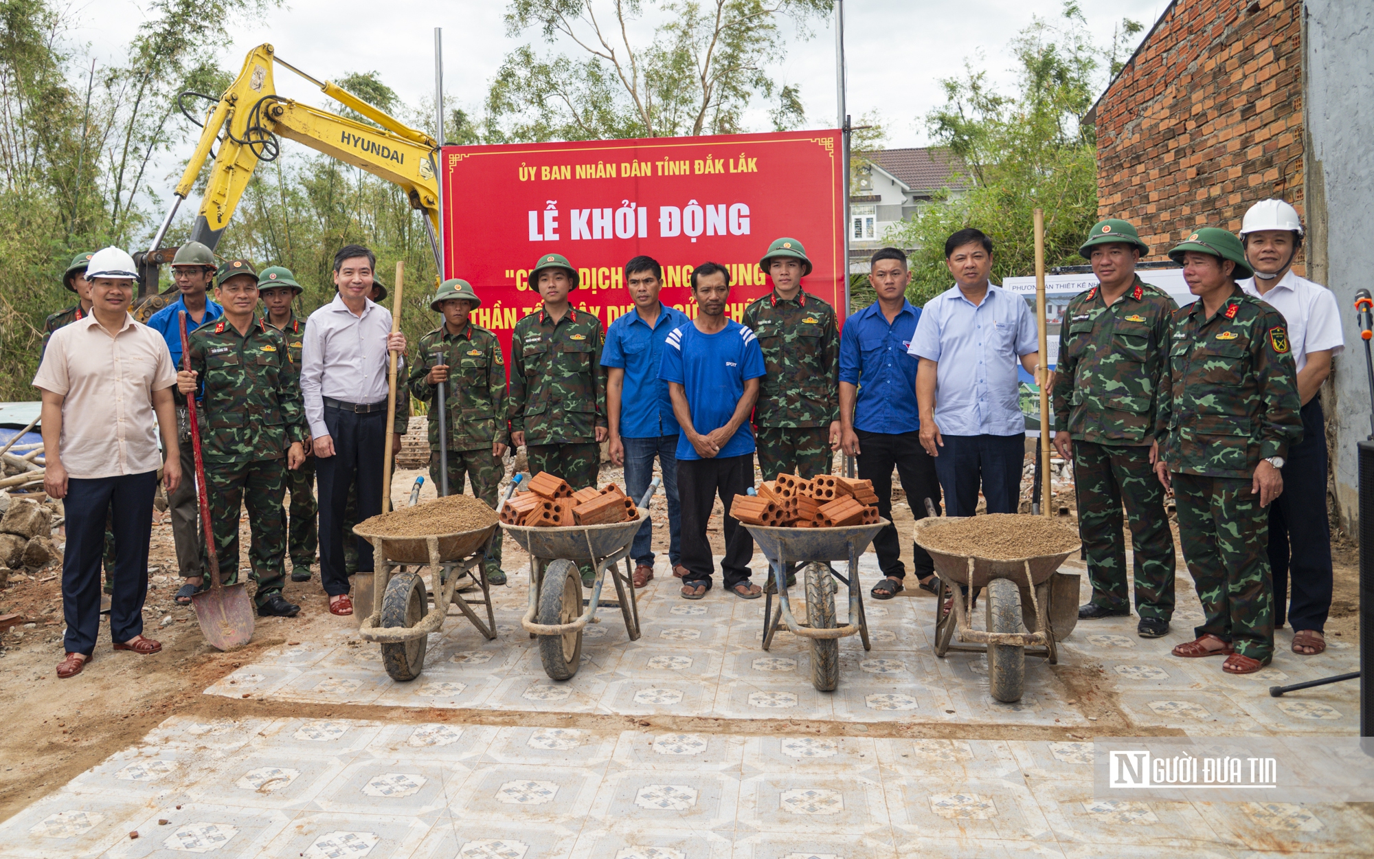 Tết đến sớm với những người l&agrave;m việc thầm lặng- Ảnh 7.