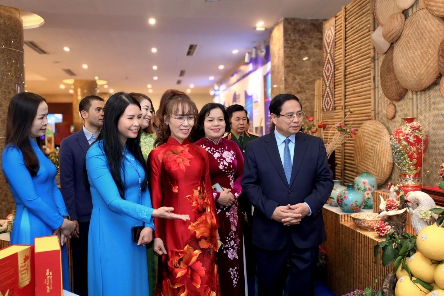 Chung sức, đồng lòng cùng Phụ nữ Việt Nam khởi nghiệp, sáng tạo, phát triển kinh tế - Ảnh 7.