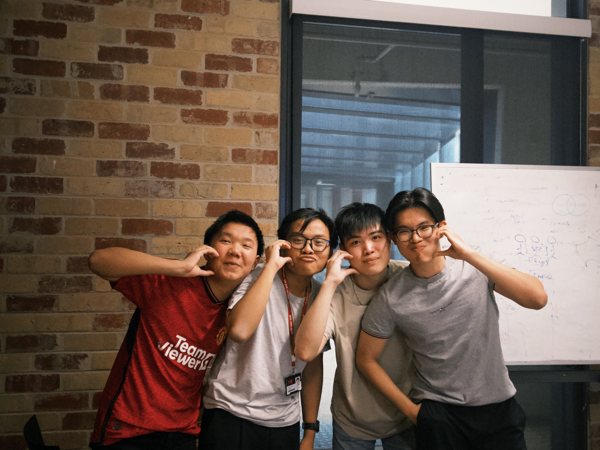 Lời nhắn gửi sau buổi tuyên dương thí sinh chung kết Olympia lần thứ 15 của Huế- Ảnh 3.