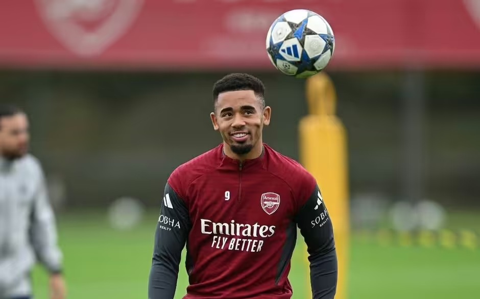 Chấn thương hàng loạt của Arsenal đến từ việc tập luyện quá sức? - Ảnh 2.