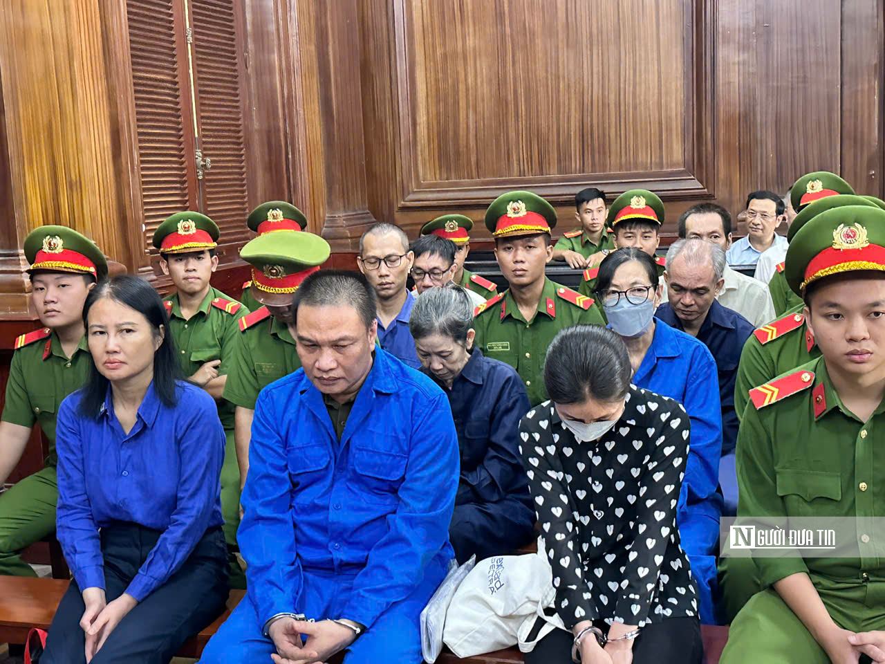 Vụ Nguyễn Thị Thanh Nhàn "thông thầu": Đề nghị án treo với cựu Giám đốc Sở GD&ĐT Tp.HCM- Ảnh 1. Vụ Nguyễn Thị Thanh Nhàn "thông thầu": Đề nghị án treo với cựu Giám đốc Sở GD&ĐT Tp.HCM- Ảnh 1.