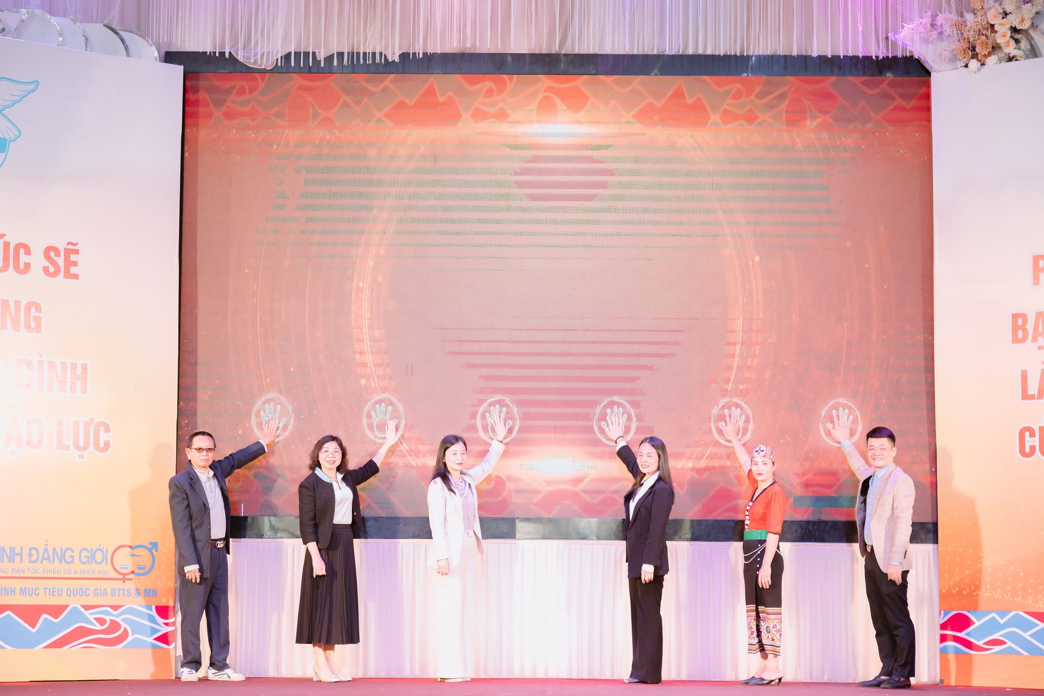 Nâng cao hiệu quả pháp luật về phòng ngừa và giảm thiểu bạo lực gia đình - Ảnh 3.