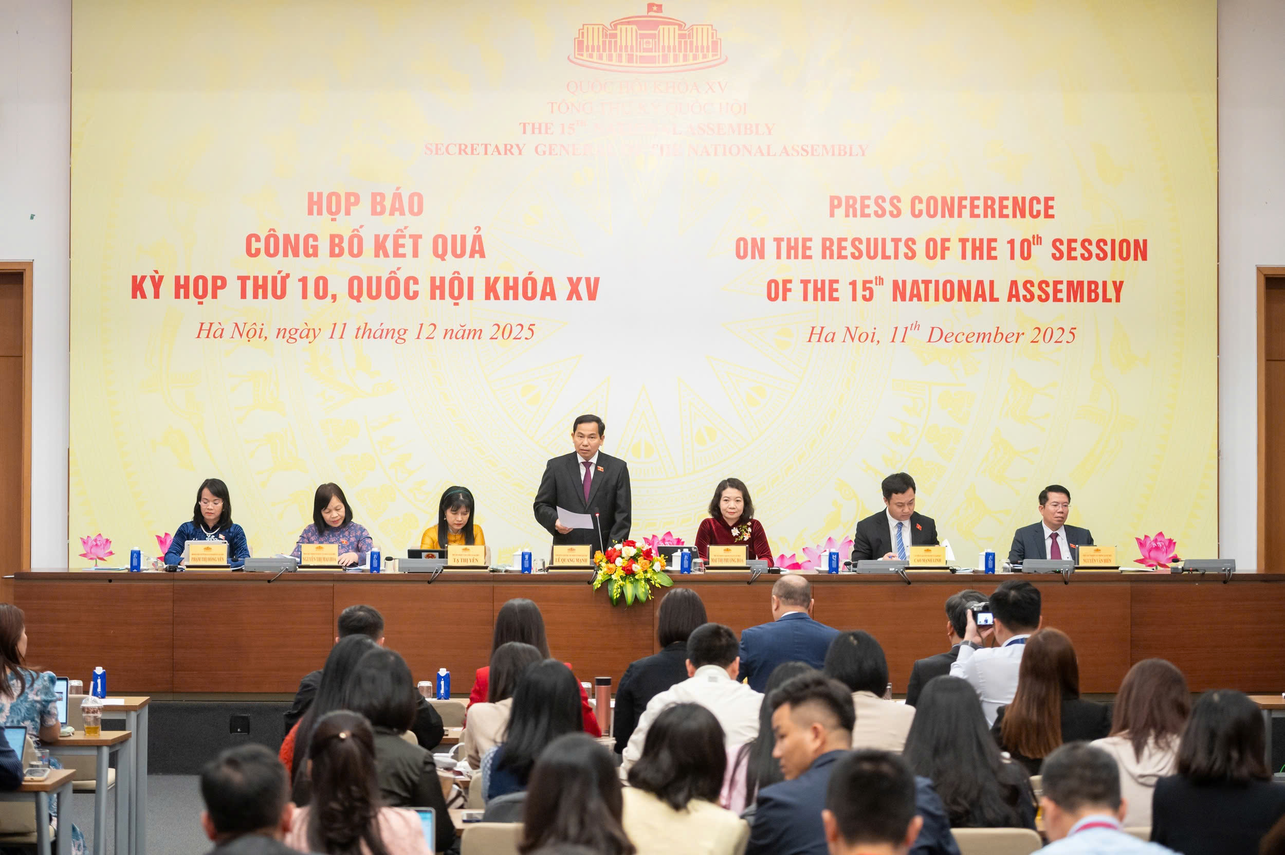 Công tác nhân sự tại Kỳ họp thứ 10 là bước chuẩn bị quan trọng cho nhiệm kỳ Quốc hội khóa XVI- Ảnh 1. Công tác nhân sự tại Kỳ họp thứ 10 là bước chuẩn bị quan trọng cho nhiệm kỳ Quốc hội khóa XVI- Ảnh 1.