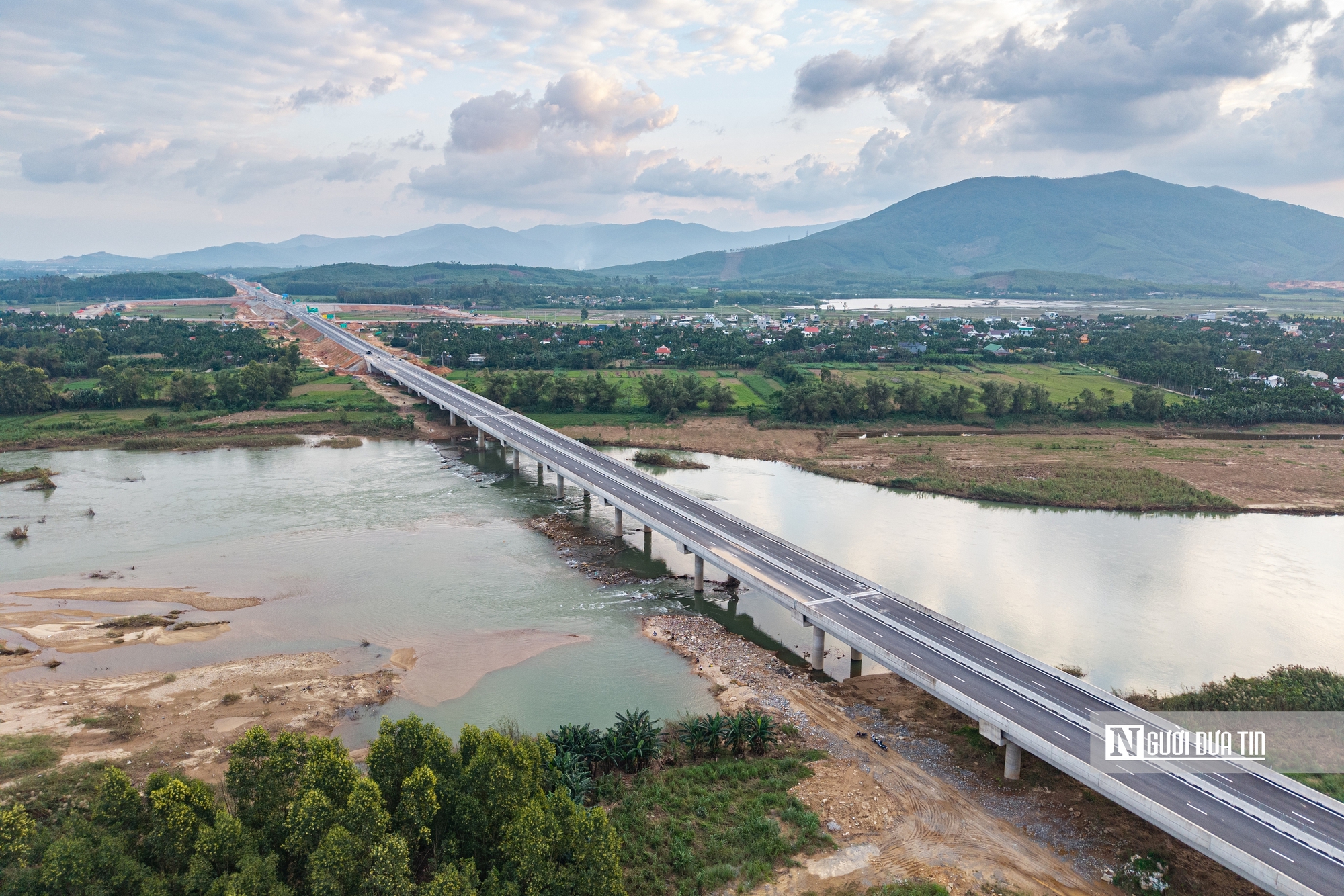 Ngắm cao tốc Quảng Ngãi – Hoài Nhơn trước ngày thông xe- Ảnh 12. Ngắm cao tốc Quảng Ngãi – Hoài Nhơn trước ngày thông xe- Ảnh 12.