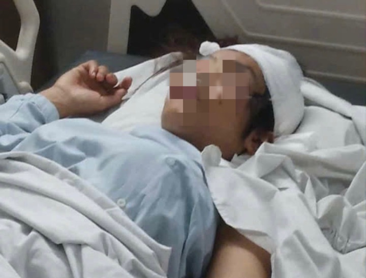 Đại úy CSGT nhận mưa lời khen vì dừng xe, cứu nữ công nhân hôn mê trên đường- Ảnh 2.