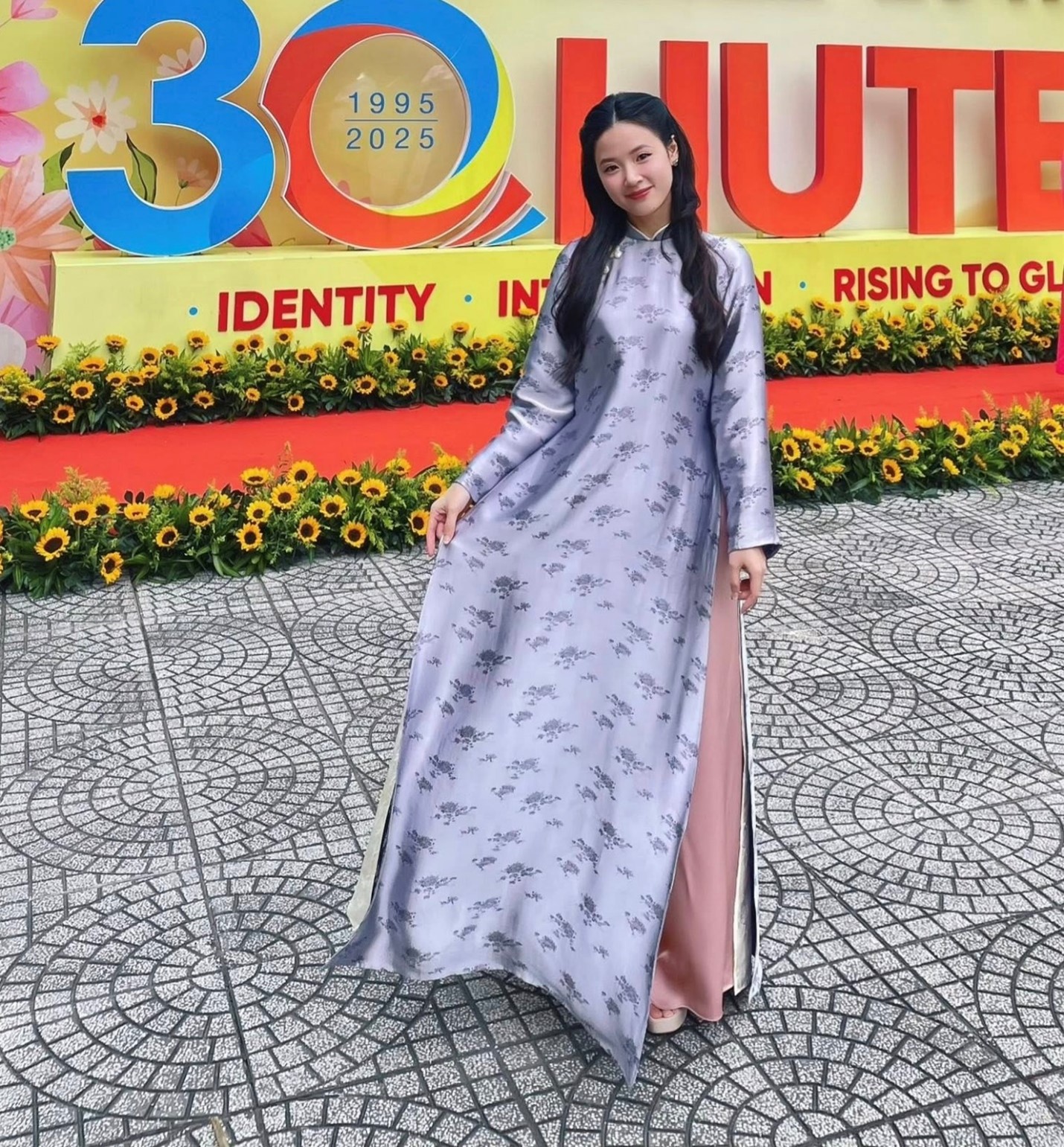 Loạt nghi vấn hot girl đời đầu của làng giải trí Việt mang thai con đầu lòng - Ảnh 7.