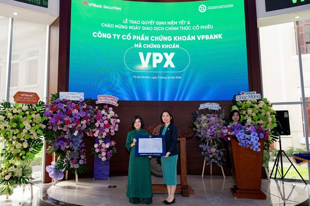 Ngày giao dịch đầu của cổ phiếu VPX (VPBankS) ghi nhận áp lực bán mạnh - Ảnh 1.