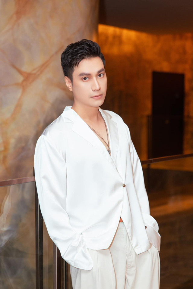 Diễn viên Việt Anh khoe con gái ở tuổi 18 - Ảnh 3.