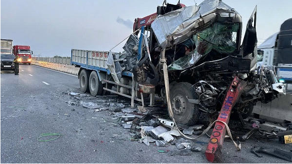 Khởi tố vụ án liên quan tai nạn trên cao tốc Bắc – Nam khiến 6 người thương vong - Ảnh 1.