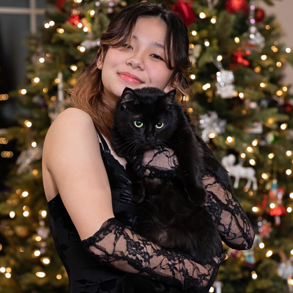 Diễn viên Việt Anh khoe con gái ở tuổi 18 - Ảnh 1.