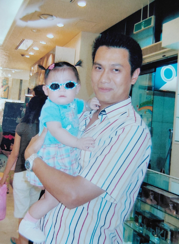 Diễn viên Việt Anh khoe con gái ở tuổi 18 - Ảnh 2.