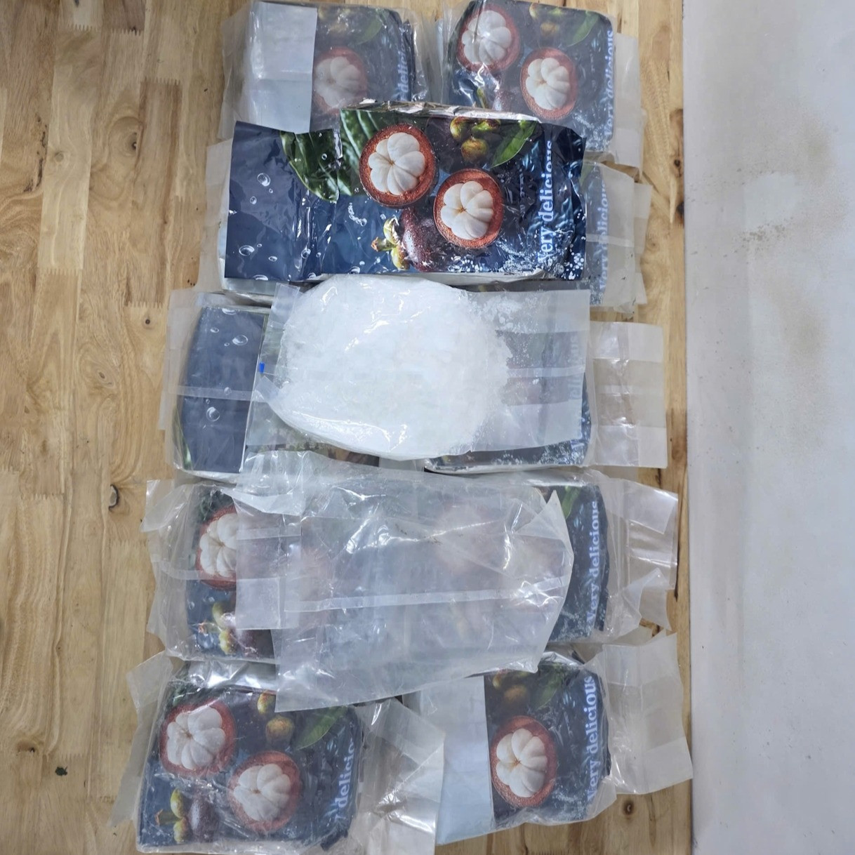 Phá đường dây ma túy do các đối tượng bị truy nã quốc tế cầm đầu, giao dịch 1.500 tỷ đồng- Ảnh 2.