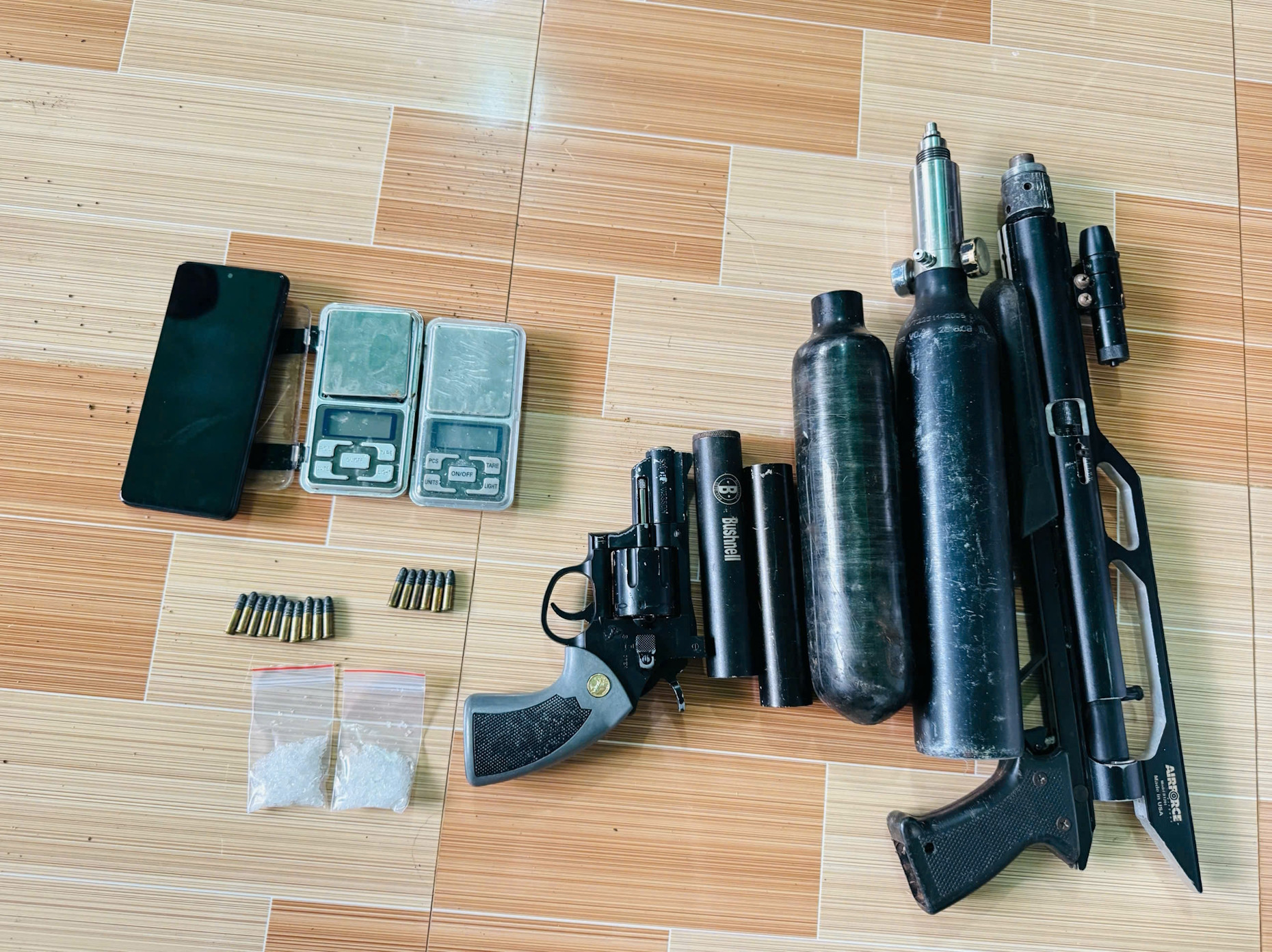 Phá đường dây ma túy do các đối tượng bị truy nã quốc tế cầm đầu, giao dịch 1.500 tỷ đồng- Ảnh 3.