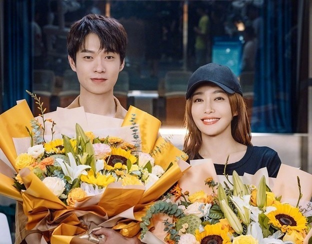 Cuộc tình sóng gió của "Phú Sát Hoàng Hậu" Tần Lam với "hồng hài nhi" gia thế - Ảnh 1.