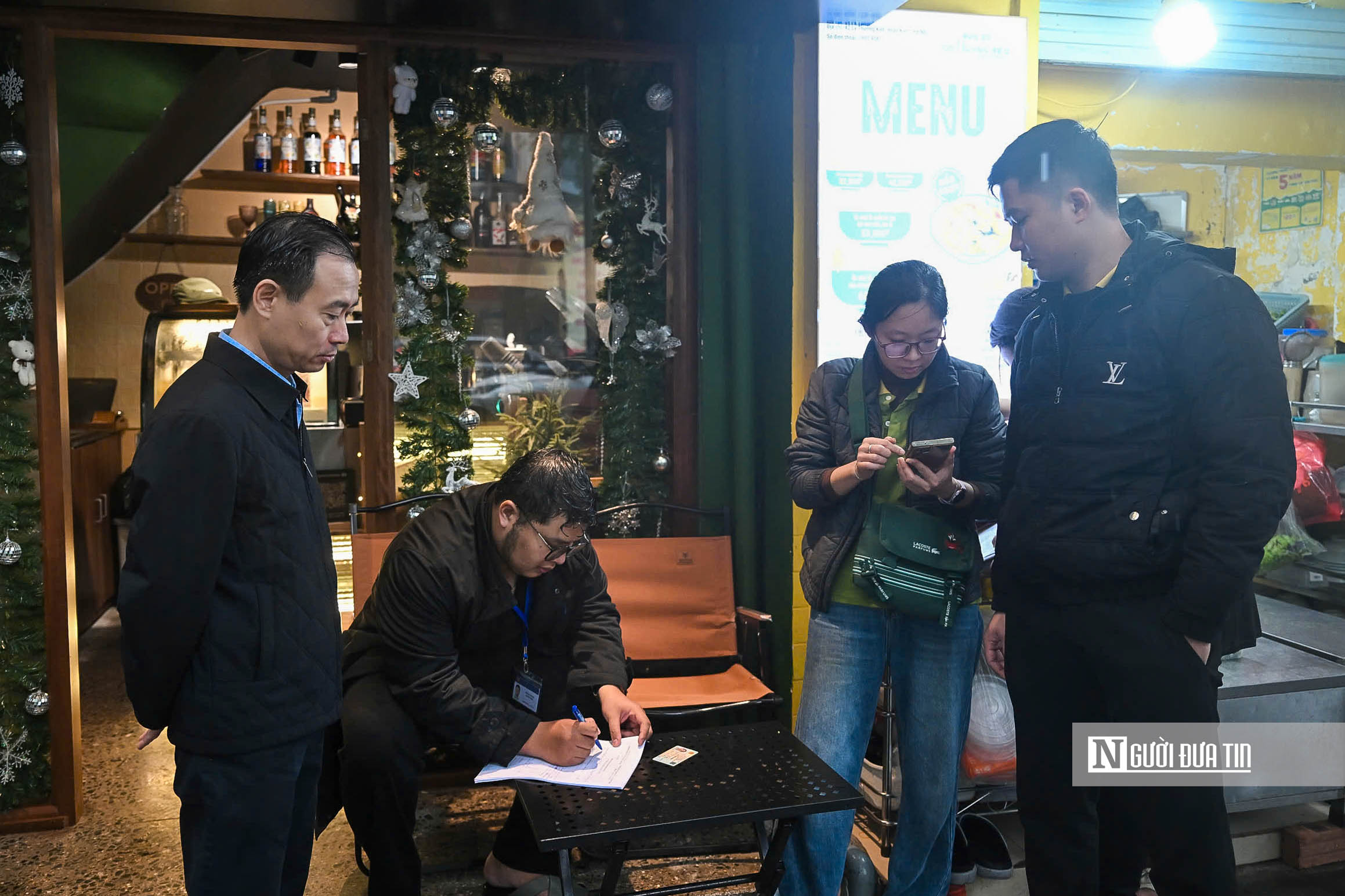 Hà Nội đồng loạt ra quân lập lại trật tự đô thị- Ảnh 8.