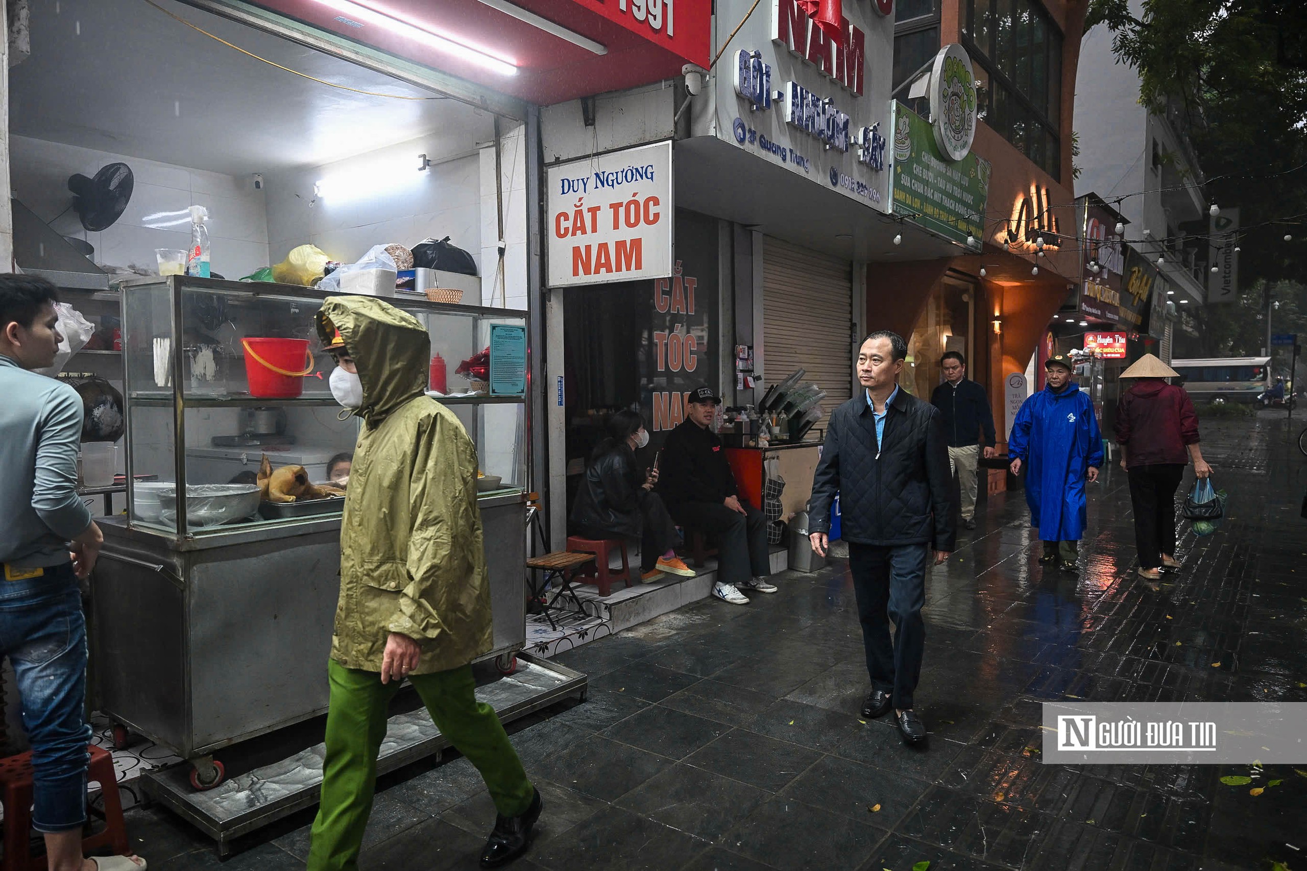 Hà Nội đồng loạt ra quân lập lại trật tự đô thị- Ảnh 2.