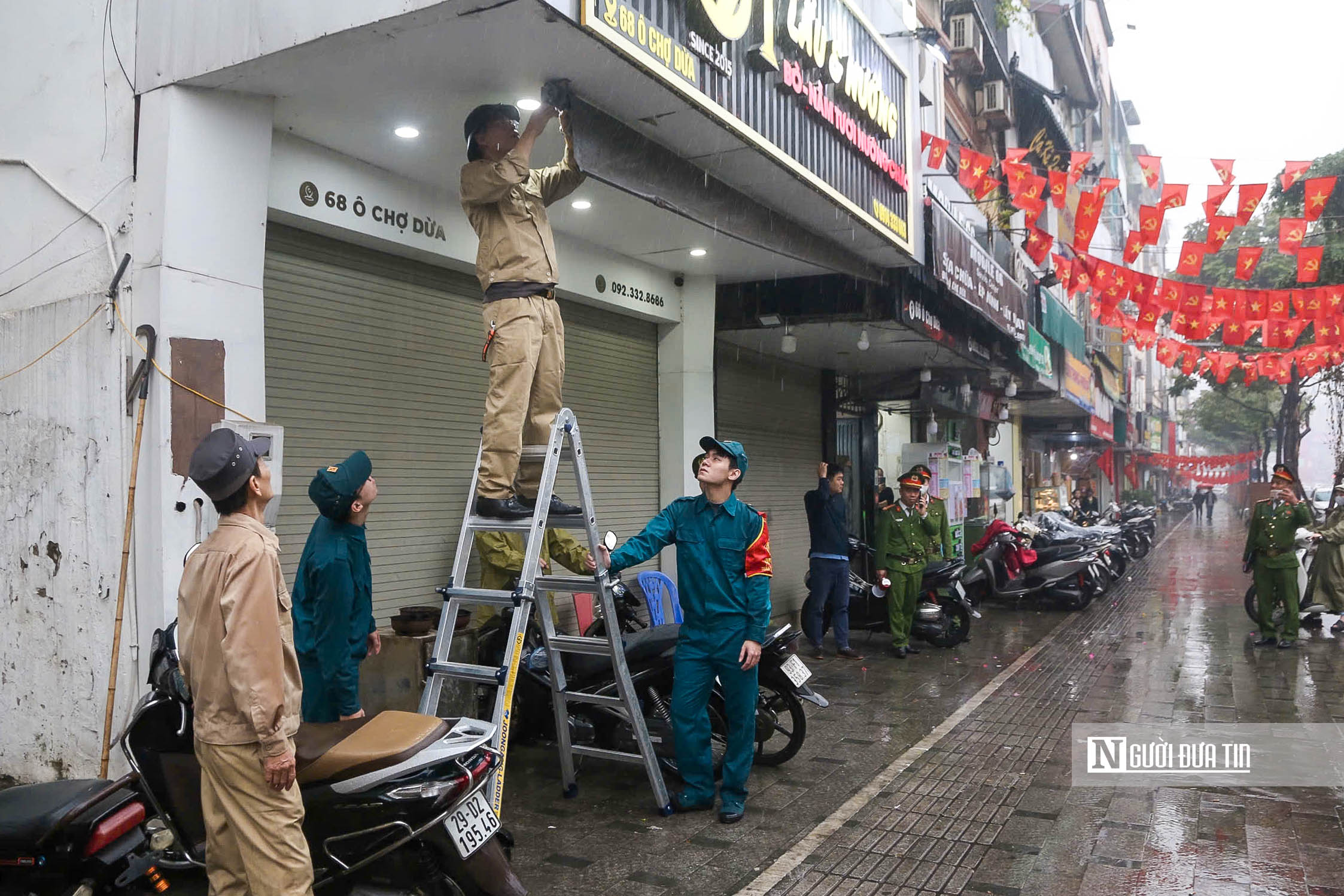 Hà Nội đồng loạt ra quân lập lại trật tự đô thị- Ảnh 11.