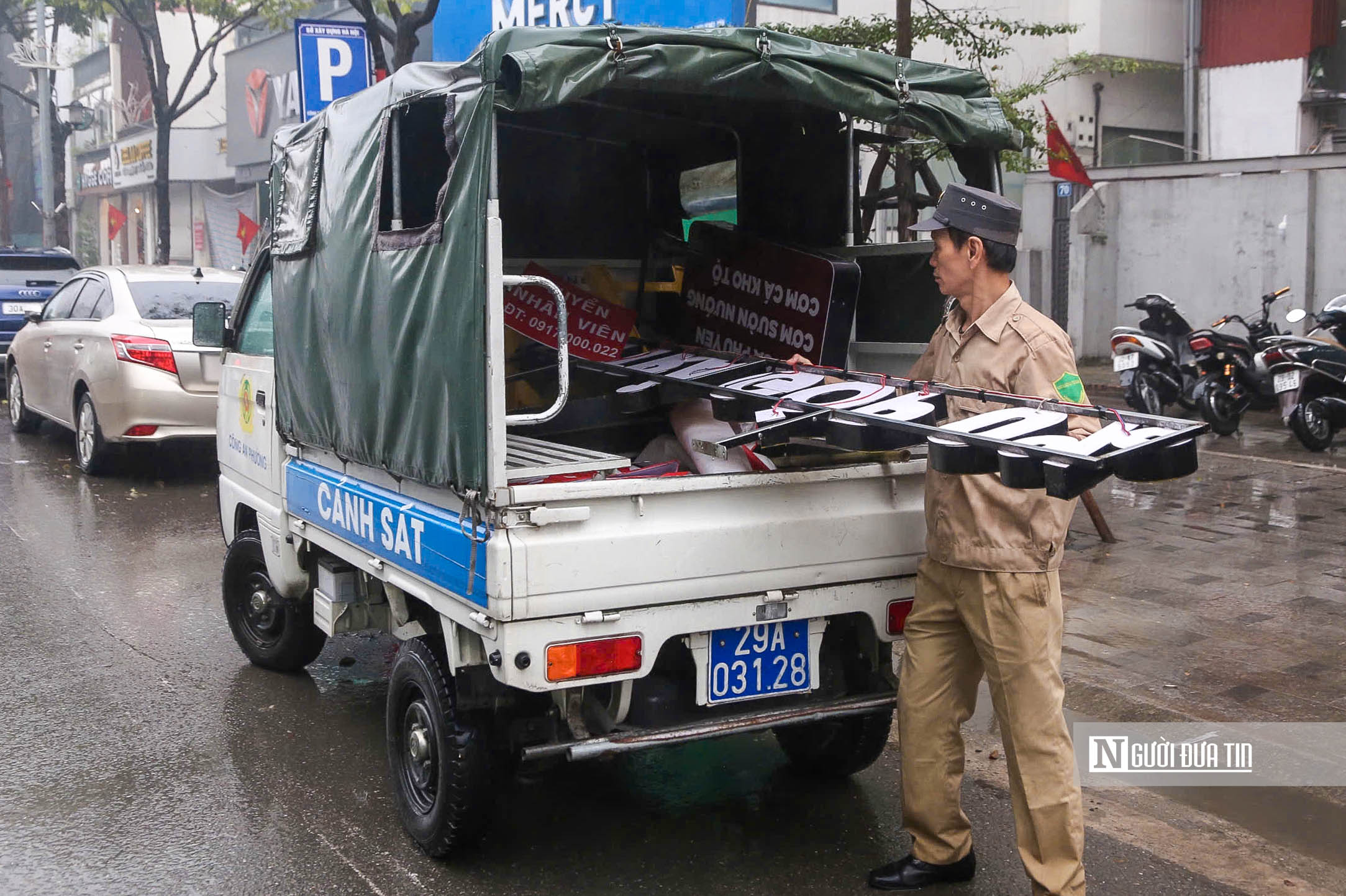 Hà Nội đồng loạt ra quân lập lại trật tự đô thị- Ảnh 14.