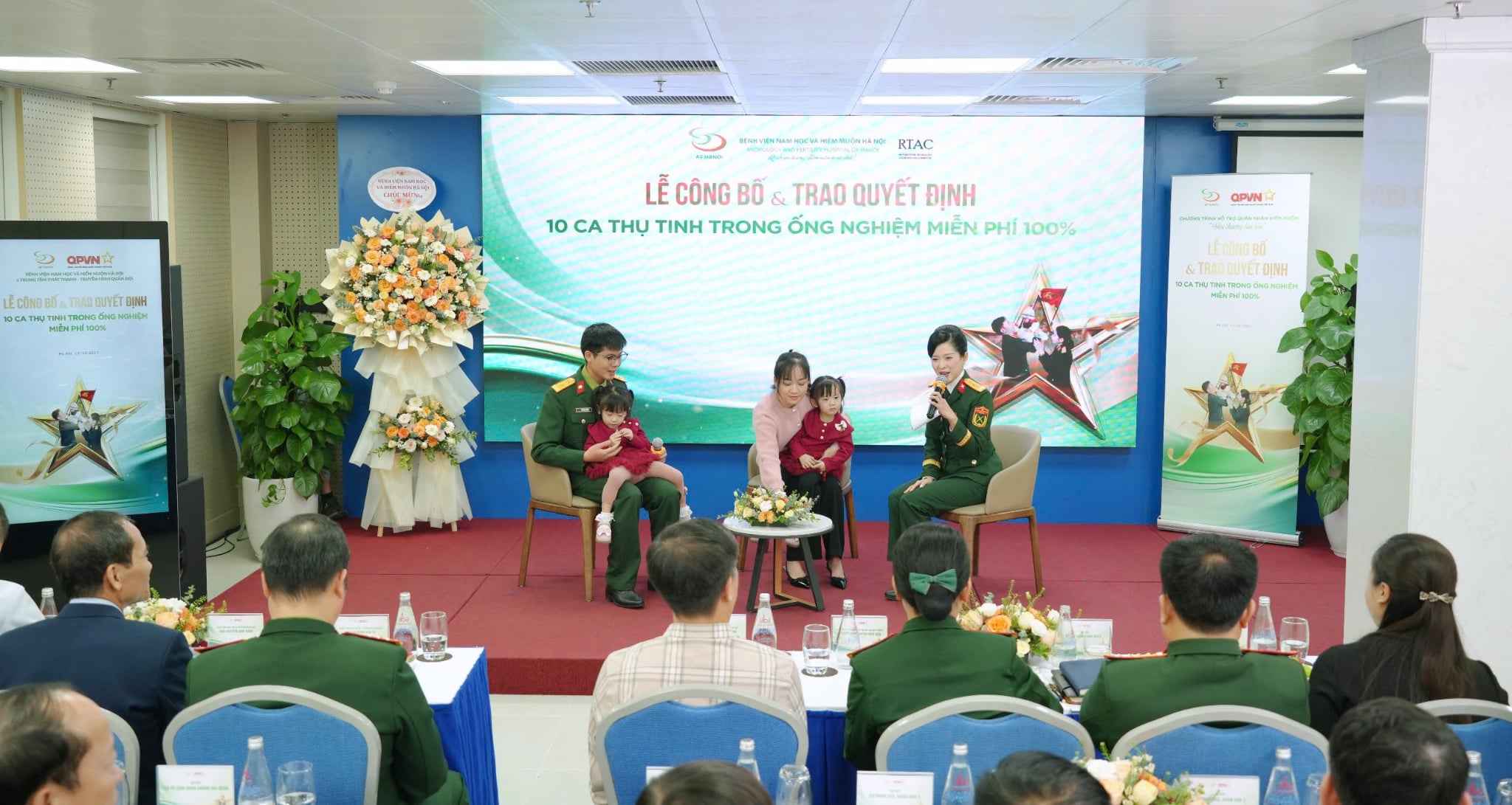 Nhiều gia đình quân nhân hiếm muộn được hỗ trợ thực hiện IVF miễn phí- Ảnh 1. Nhiều gia đình quân nhân hiếm muộn được hỗ trợ thực hiện IVF miễn phí- Ảnh 1.