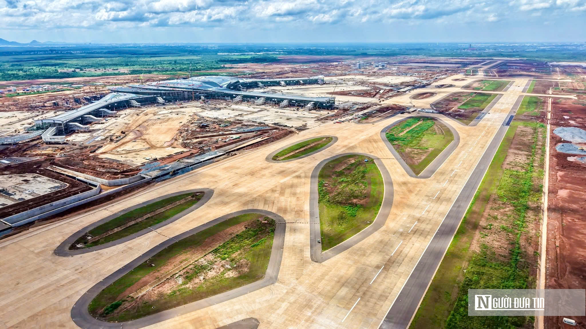 Toàn cảnh công trường sân bay Long Thành một tuần trước chuyến bay đầu tiên- Ảnh 6. Toàn cảnh công trường sân bay Long Thành một tuần trước chuyến bay đầu tiên- Ảnh 6.