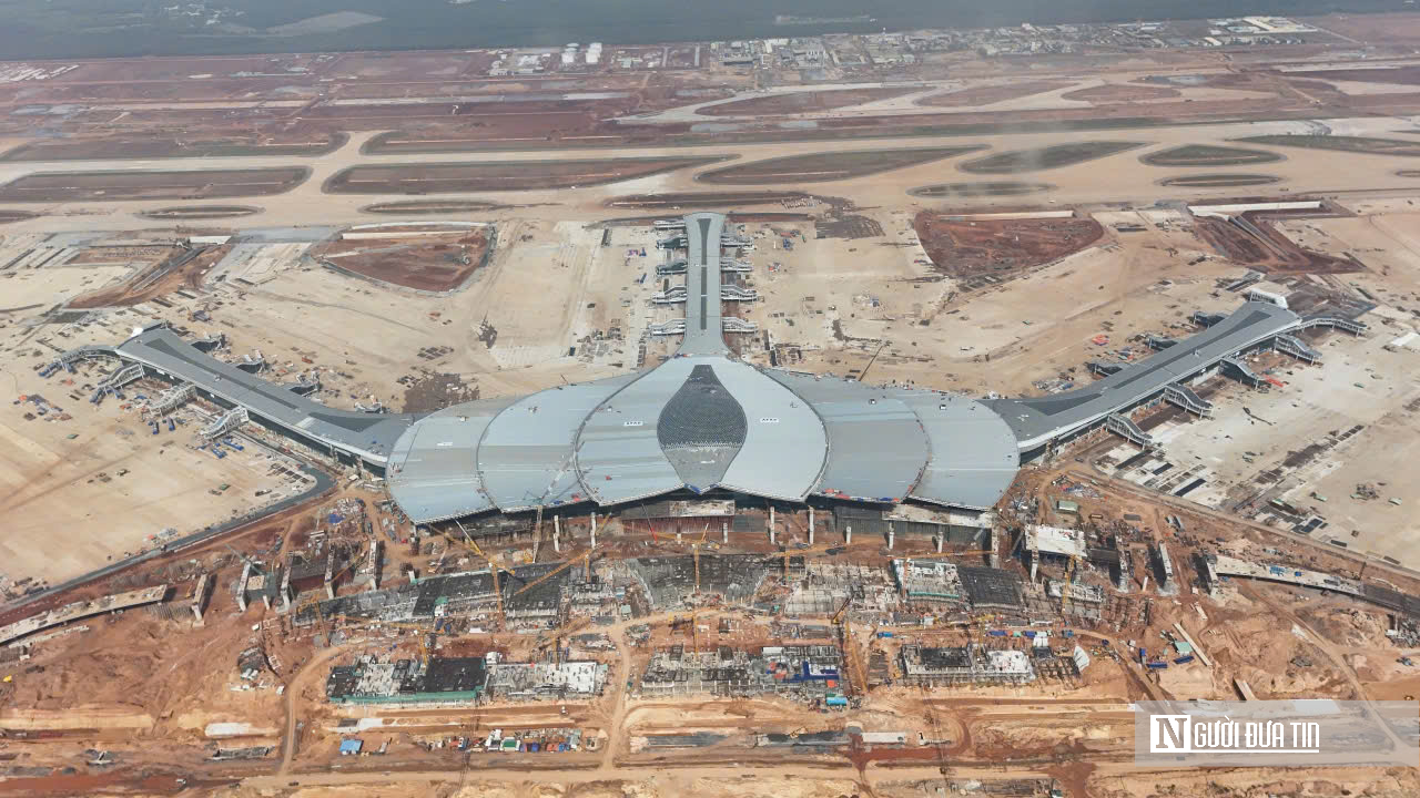 Toàn cảnh công trường sân bay Long Thành một tuần trước chuyến bay đầu tiên- Ảnh 8. Toàn cảnh công trường sân bay Long Thành một tuần trước chuyến bay đầu tiên- Ảnh 8.