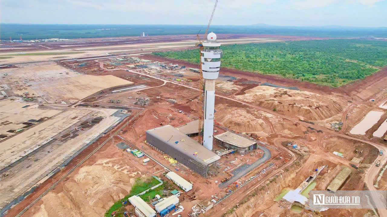 Toàn cảnh công trường sân bay Long Thành một tuần trước chuyến bay đầu tiên- Ảnh 9. Toàn cảnh công trường sân bay Long Thành một tuần trước chuyến bay đầu tiên- Ảnh 9.