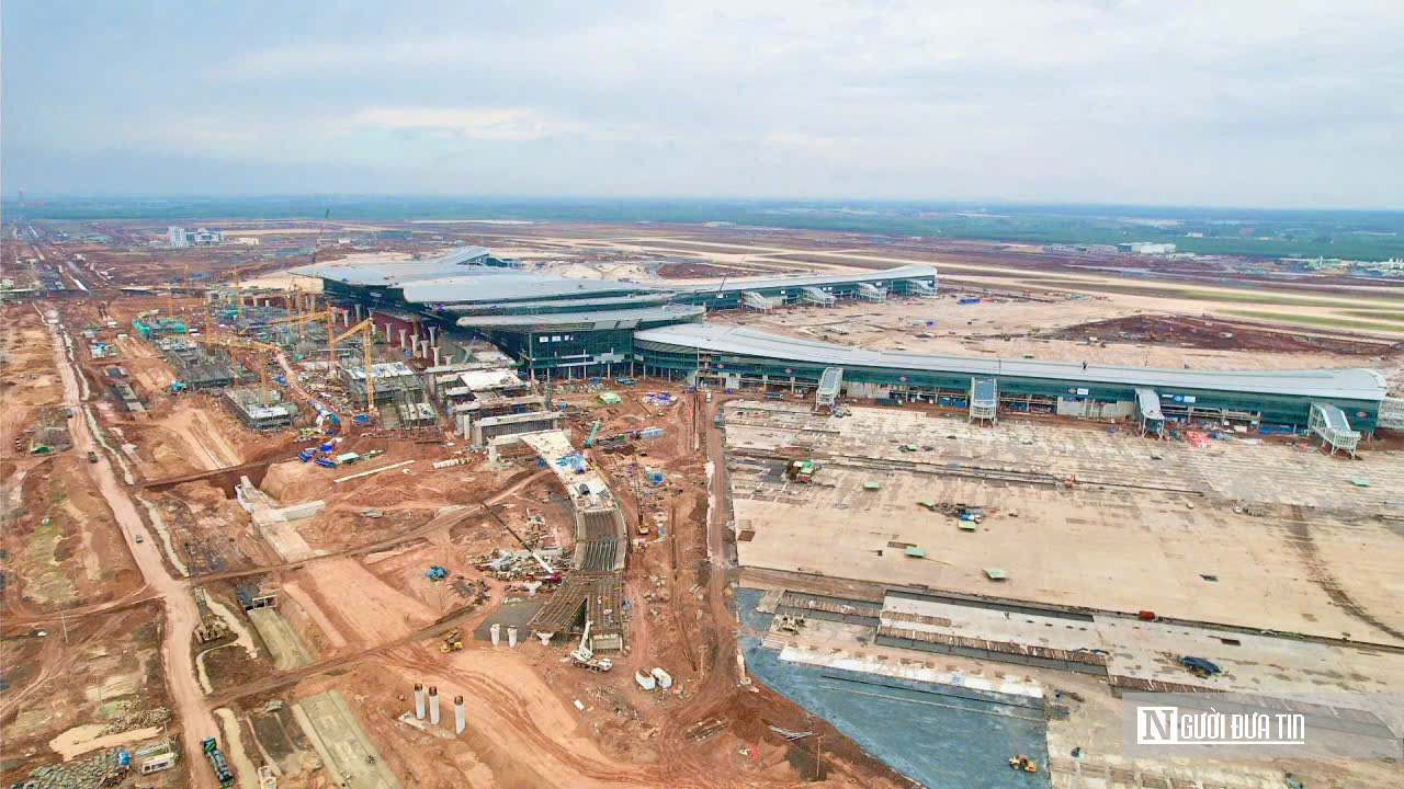 Toàn cảnh công trường sân bay Long Thành một tuần trước chuyến bay đầu tiên- Ảnh 11. Toàn cảnh công trường sân bay Long Thành một tuần trước chuyến bay đầu tiên- Ảnh 11.