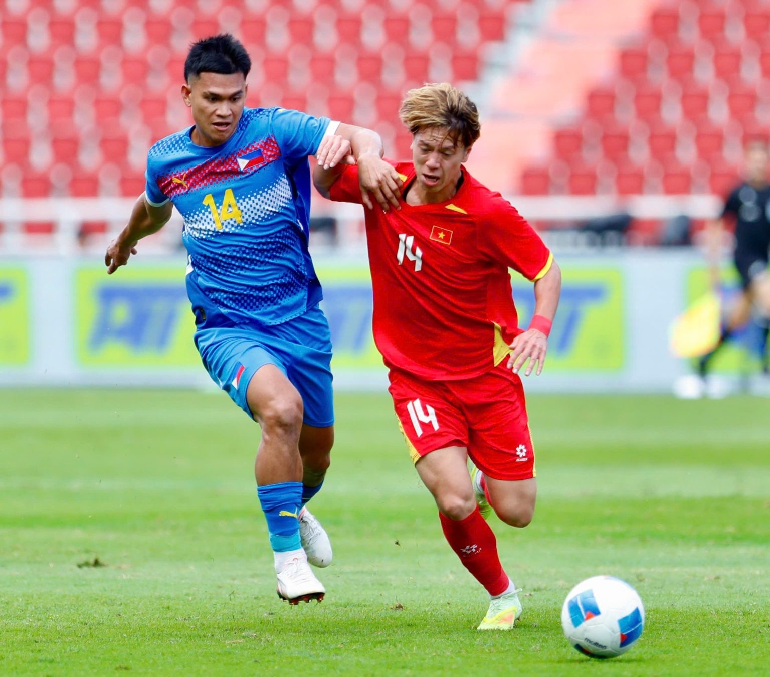 HLV U22 Philippines nói gì sau khi để thua U22 Việt Nam ở phút chót? - Ảnh 1.