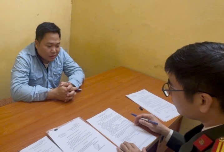 Khởi tố Hiệu trưởng trường Cao đẳng Du lịch Hà Nội liên quan đến sai phạm khi chi trả tiền cho sinh viên- Ảnh 3. Khởi tố Hiệu trưởng trường Cao đẳng Du lịch Hà Nội liên quan đến sai phạm khi chi trả tiền cho sinh viên- Ảnh 3.