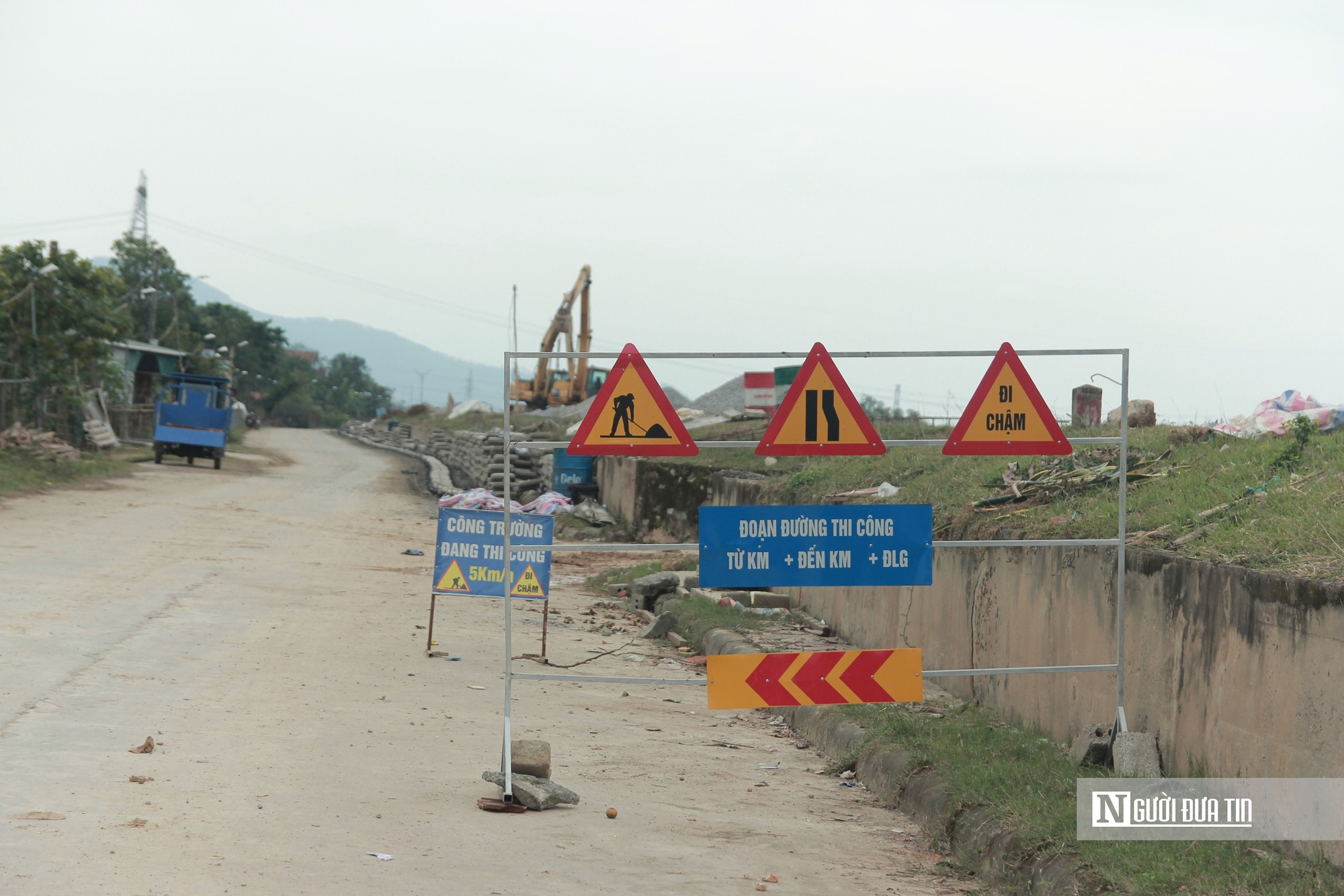 Hà Tĩnh: Đẩy nhanh tiến độ gia cố tuyến đê xuống cấp, bảo vệ an toàn vùng hạ du - Ảnh 3.