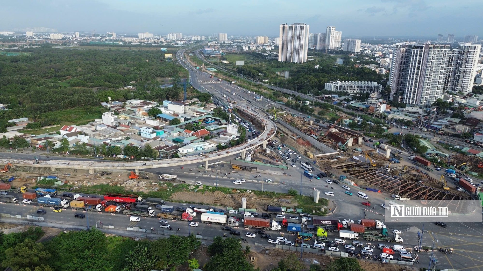 Toàn cảnh công trường Vành đai 3 Tp.HCM trước ngày thông xe kỹ thuật- Ảnh 9. Toàn cảnh công trường Vành đai 3 Tp.HCM trước ngày thông xe kỹ thuật- Ảnh 9.