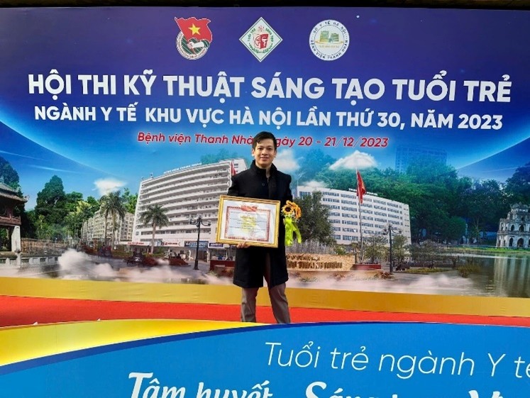 Giảng viên Đại học Y Hà Nội sáng tạo kỹ thuật trẻ hóa chưa từng có - Ảnh 2.