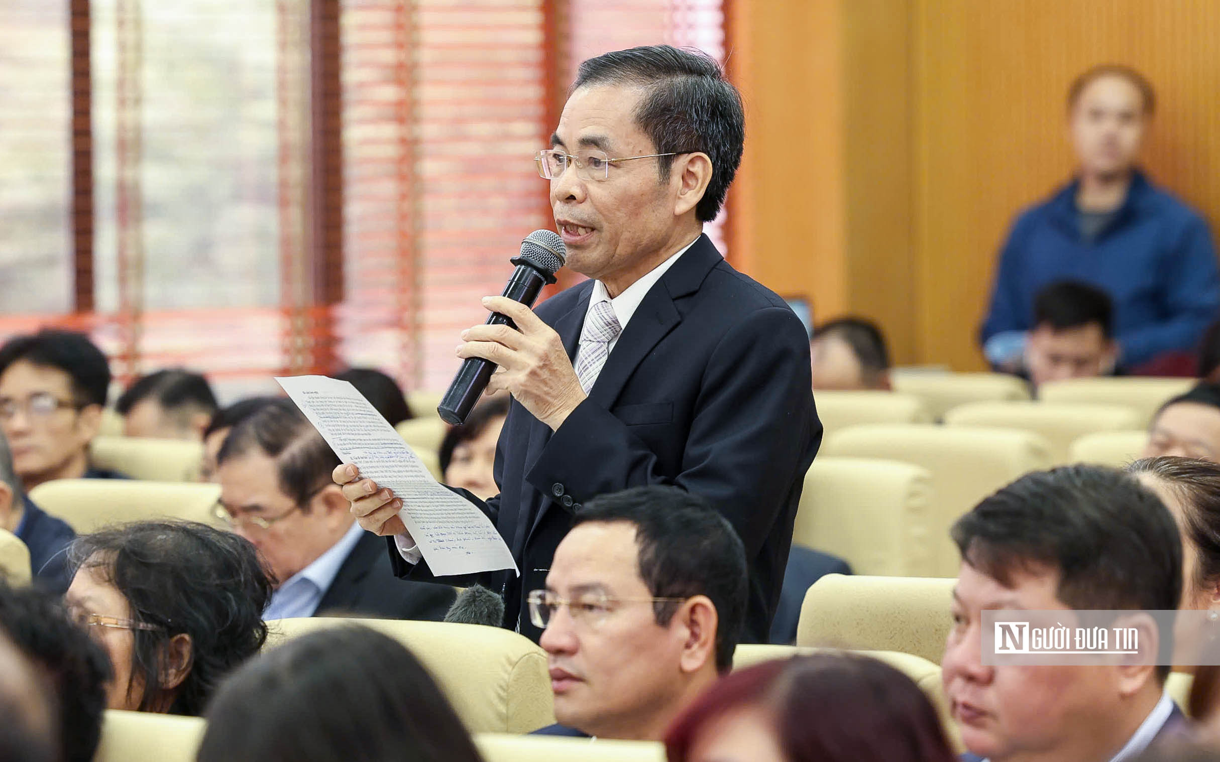 Ảnh: Tổng Bí thư Tô Lâm tiếp xúc cử tri 11 phường ở Hà Nội- Ảnh 8. Ảnh: Tổng Bí thư Tô Lâm tiếp xúc cử tri 11 phường ở Hà Nội- Ảnh 8.