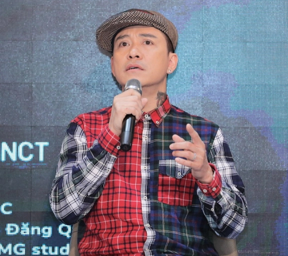 Ca sĩ Tuấn Hưng sau biến cố, chọn cách chậm lại và cân bằng hơn - Ảnh 2.