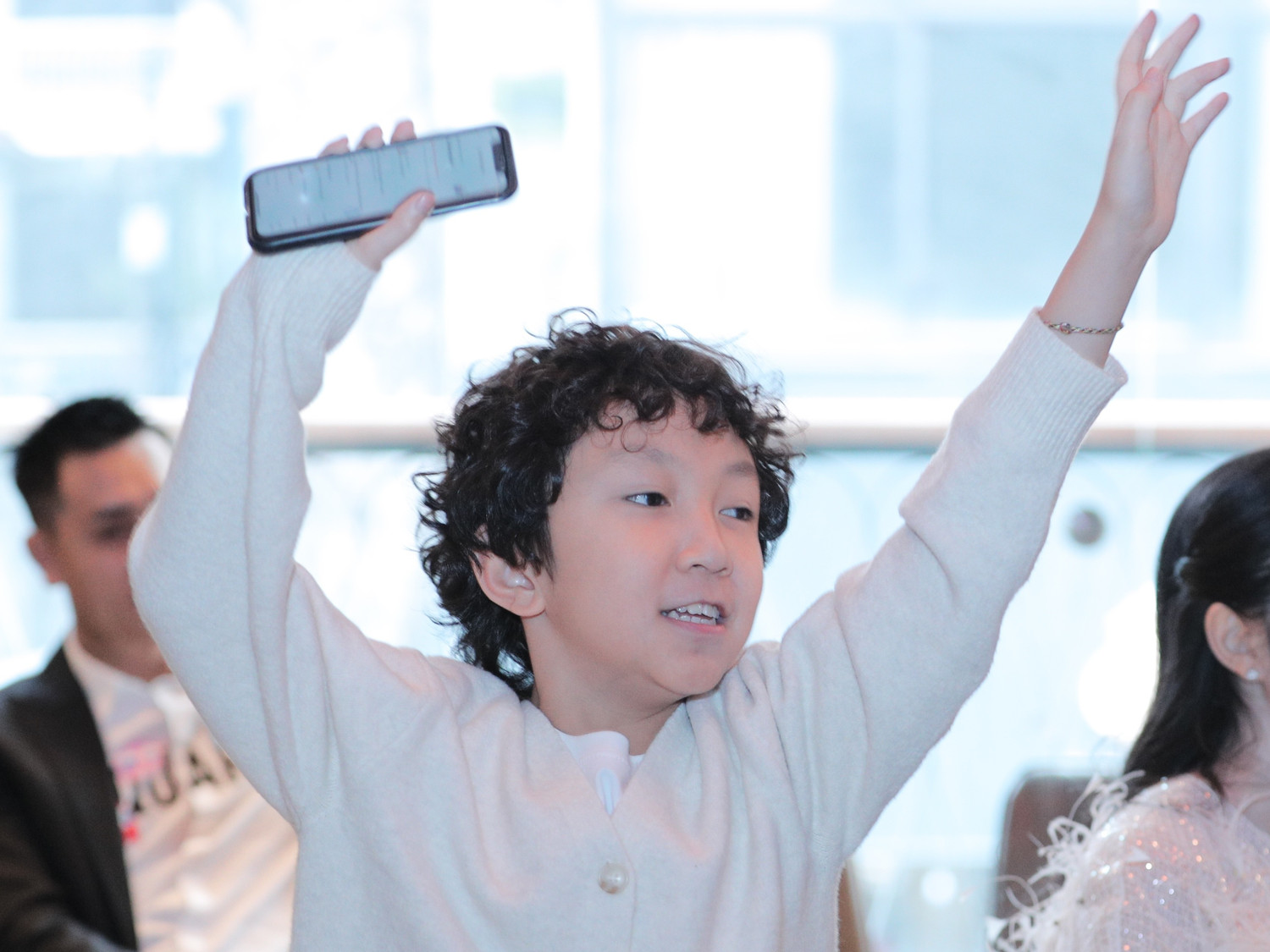 Ca sĩ Tuấn Hưng sau biến cố, chọn cách chậm lại và cân bằng hơn - Ảnh 7.