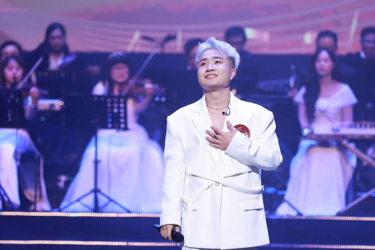 Cường DuyC giành giải Á quân Tiếng hát Hà Nội dòng nhạc nhẹ - Ảnh 4. Cường DuyC giành giải Á quân Tiếng hát Hà Nội dòng nhạc nhẹ - Ảnh 4.