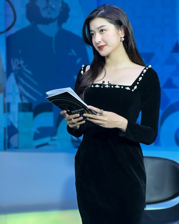 Tuổi 30 của mỹ nh&acirc;n đẹp bậc nhất showbiz Việt, chưa lấy chồng sinh con, đối diện với thất nghiệp - Ảnh 1.