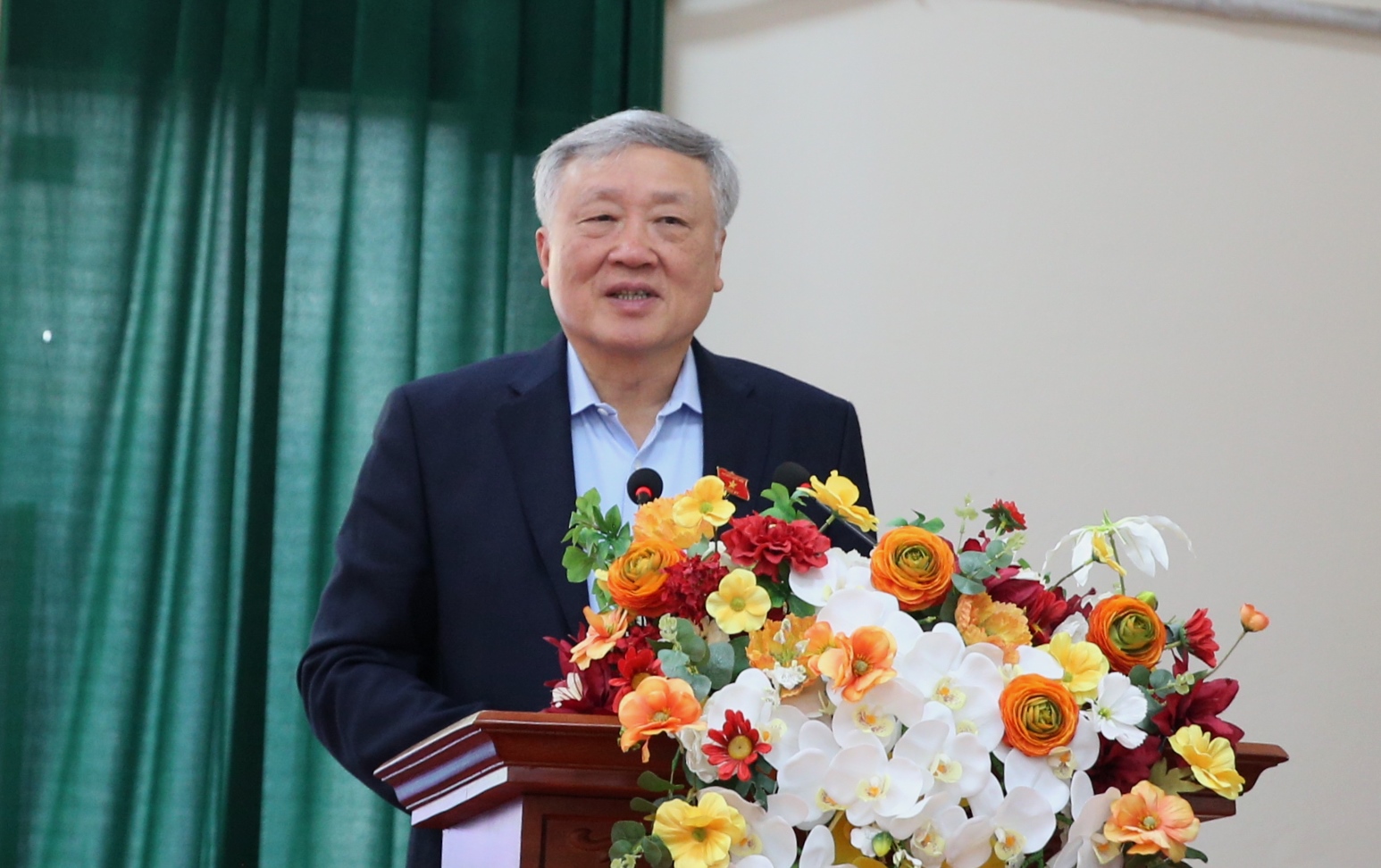 Phó Thủ tướng: Năm 2026 sẽ tiếp tục điều chỉnh tăng lương cơ bản - Ảnh 1.