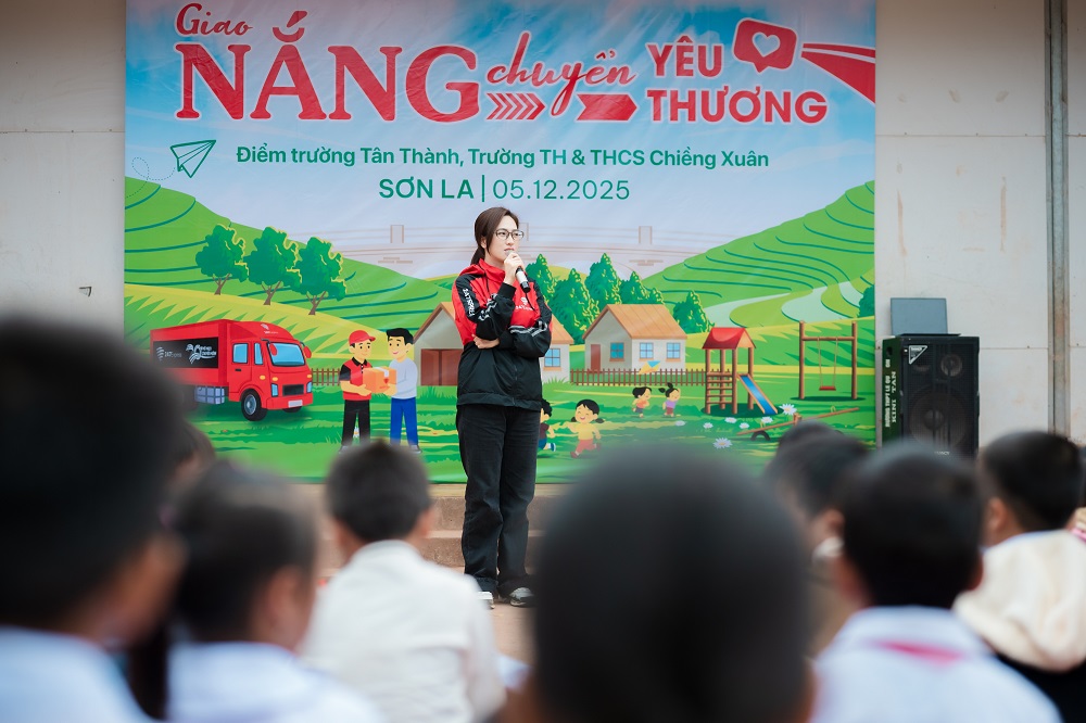 Hành trình “Giao nắng” khiến trái tim Phương Anh Đào mềm lại: “Tôi ước mình đến sớm hơn với các em” - Ảnh 3.