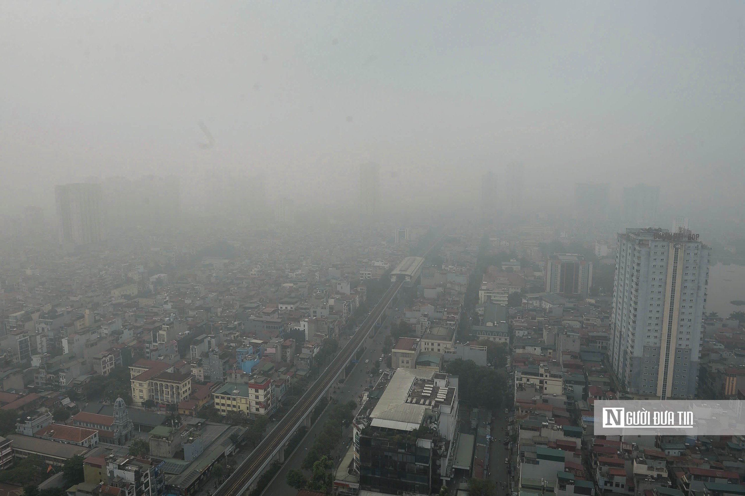 Thực hiện nghiêm quy định về thu gom, phân loại chất thải rắn sinh hoạt tại hộ gia đình - Ảnh 1.