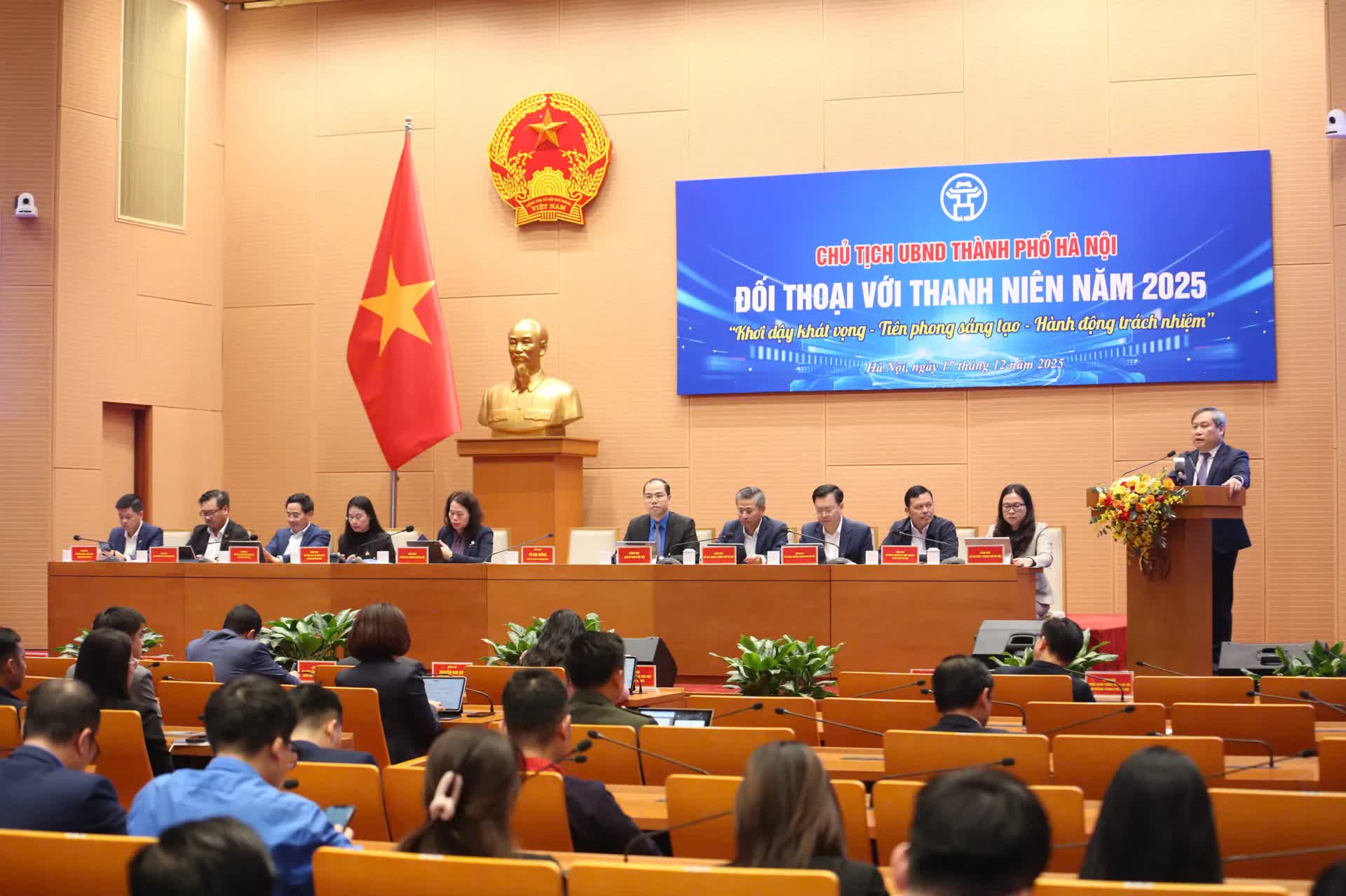 Chủ tịch Hà Nội: Thanh niên cần là lực lượng đi đầu trong tiếp cận, làm chủ công nghệ mới- Ảnh 1.