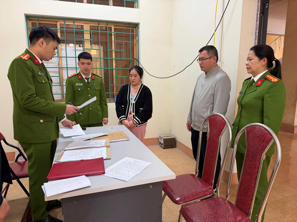 Bắt tạm giam 2 bị can vi phạm quy định về kế to&aacute;n g&acirc;y hậu quả nghi&ecirc;m trọng- Ảnh 1.