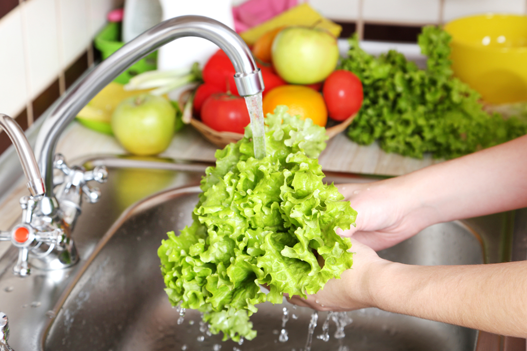 Loại rau được đánh giá "tốt bậc nhất thế giới", hoá ra là rau bình dân rẻ bèo ở Việt Nam - Ảnh 1.