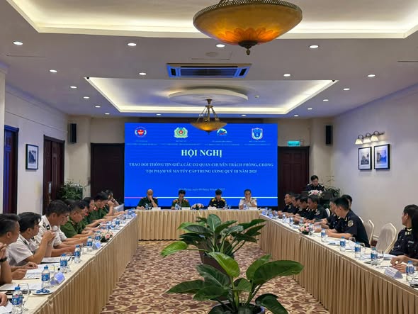 Cục Hải quan tăng cường phối hợp với c&aacute;c lực lượng chuy&ecirc;n tr&aacute;ch ph&ograve;ng, chống tội phạm ma t&uacute;y - Ảnh 1.