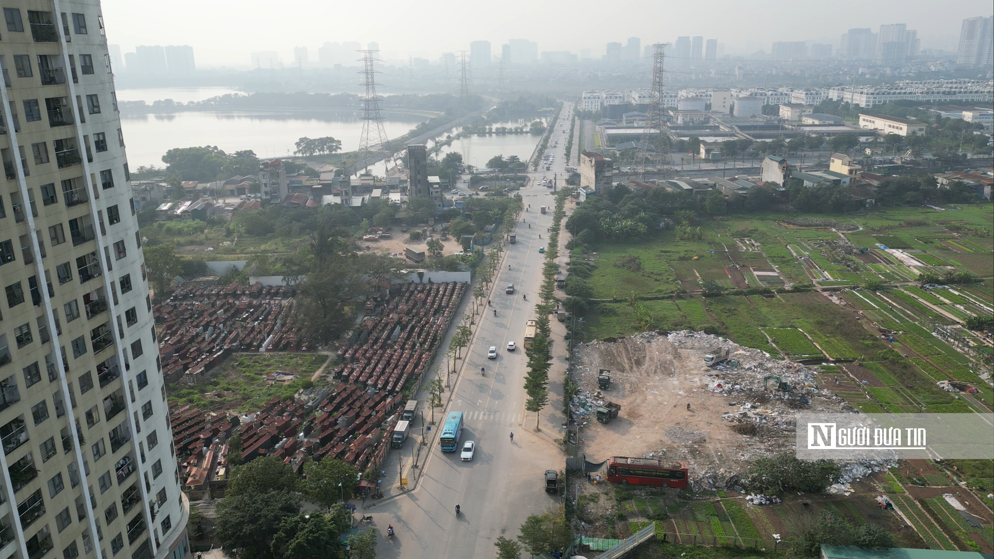 H&agrave; Nội: Hiểm hoạ m&ocirc;i trường từ những điểm tập kết phế thải giữa nội th&agrave;nh- Ảnh 1.