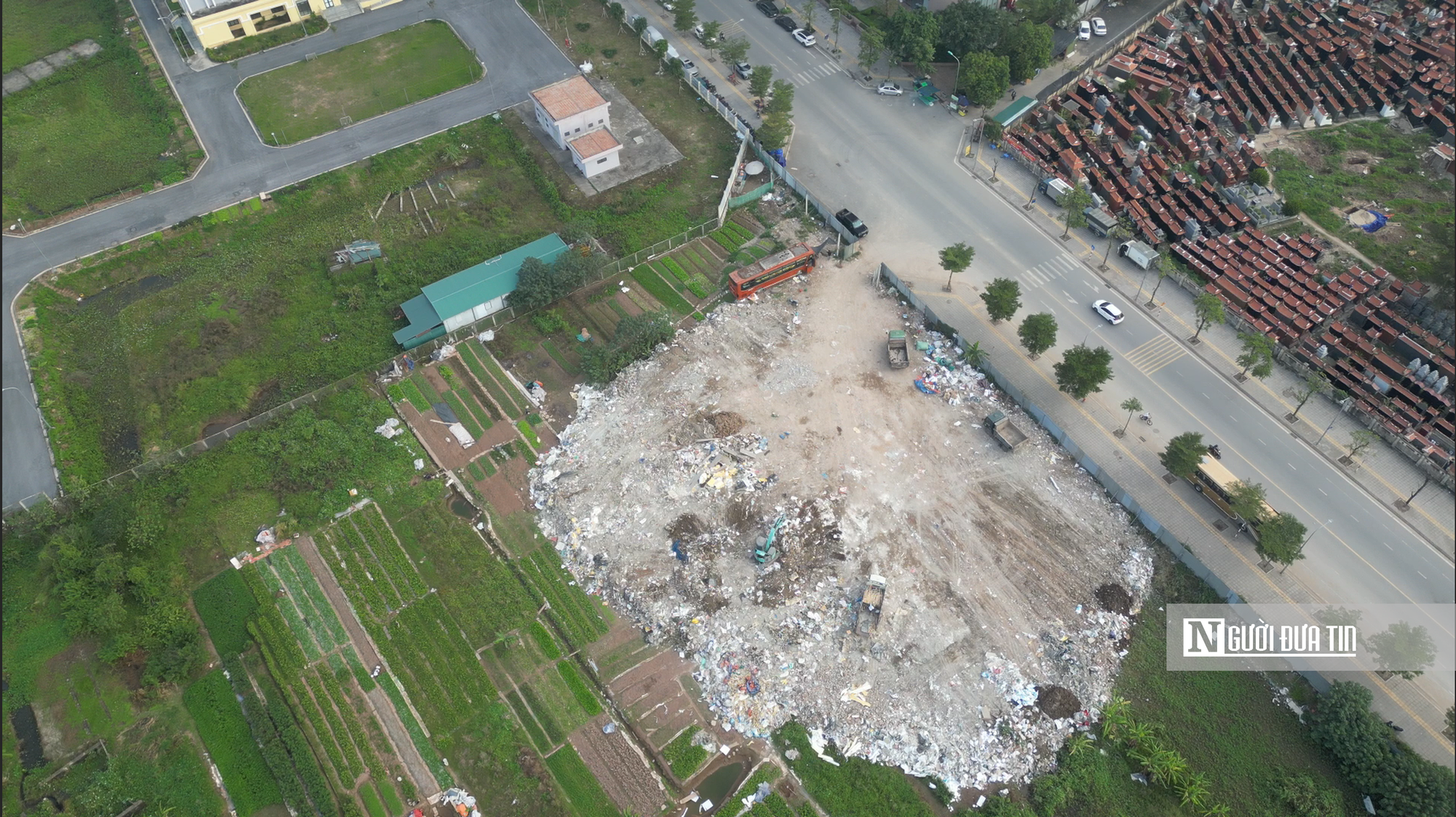 H&agrave; Nội: Hiểm hoạ m&ocirc;i trường từ những điểm tập kết phế thải giữa nội th&agrave;nh- Ảnh 5.